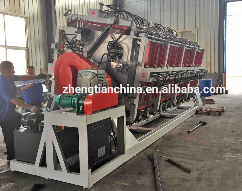 四面旋轉(zhuǎn)拼板機