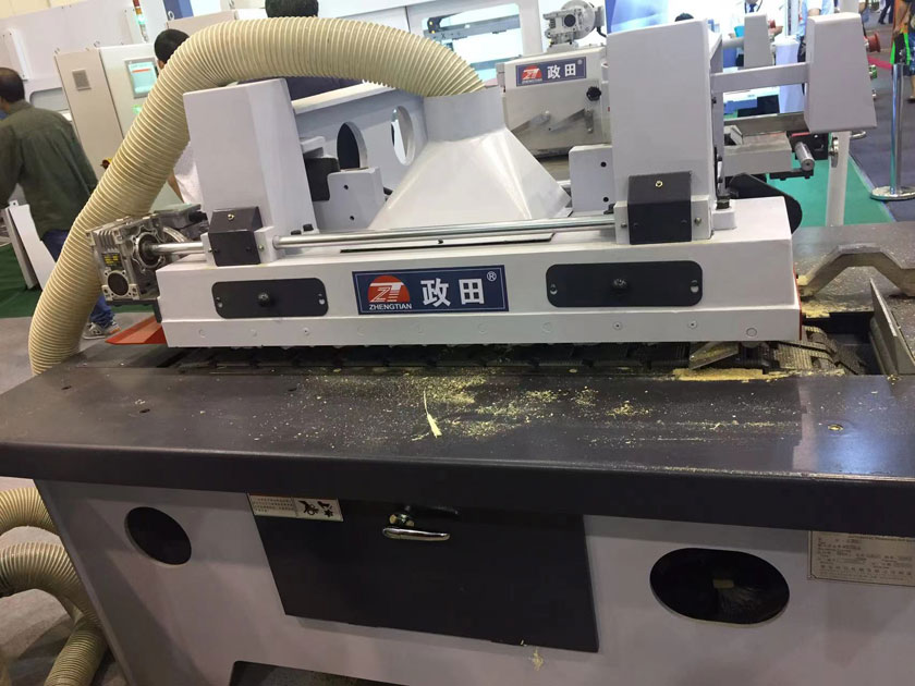 型單片修邊縱鋸機